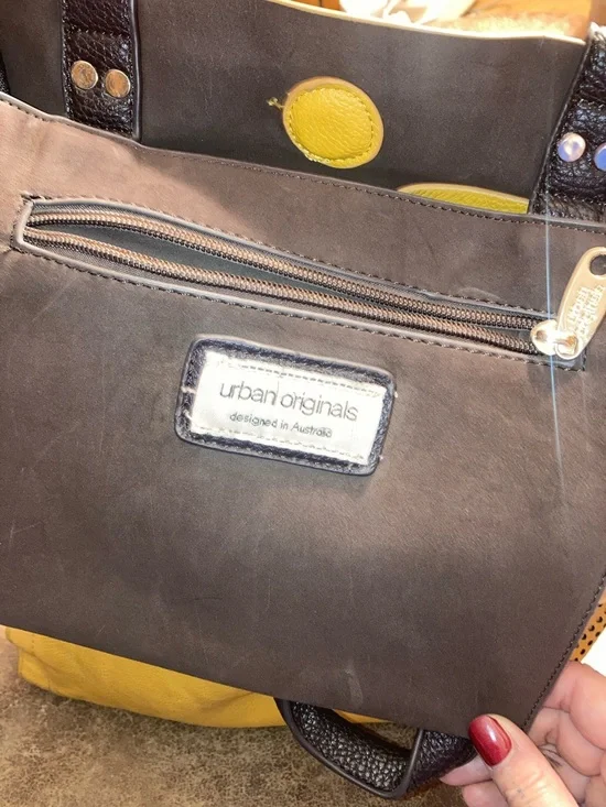 Urban Originals LARGE Yellow Leather Tote Bag with dark brown Straps - Picture 6 of 11